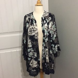 Jodifl Boutique Jodifl Kimono Lace Trim